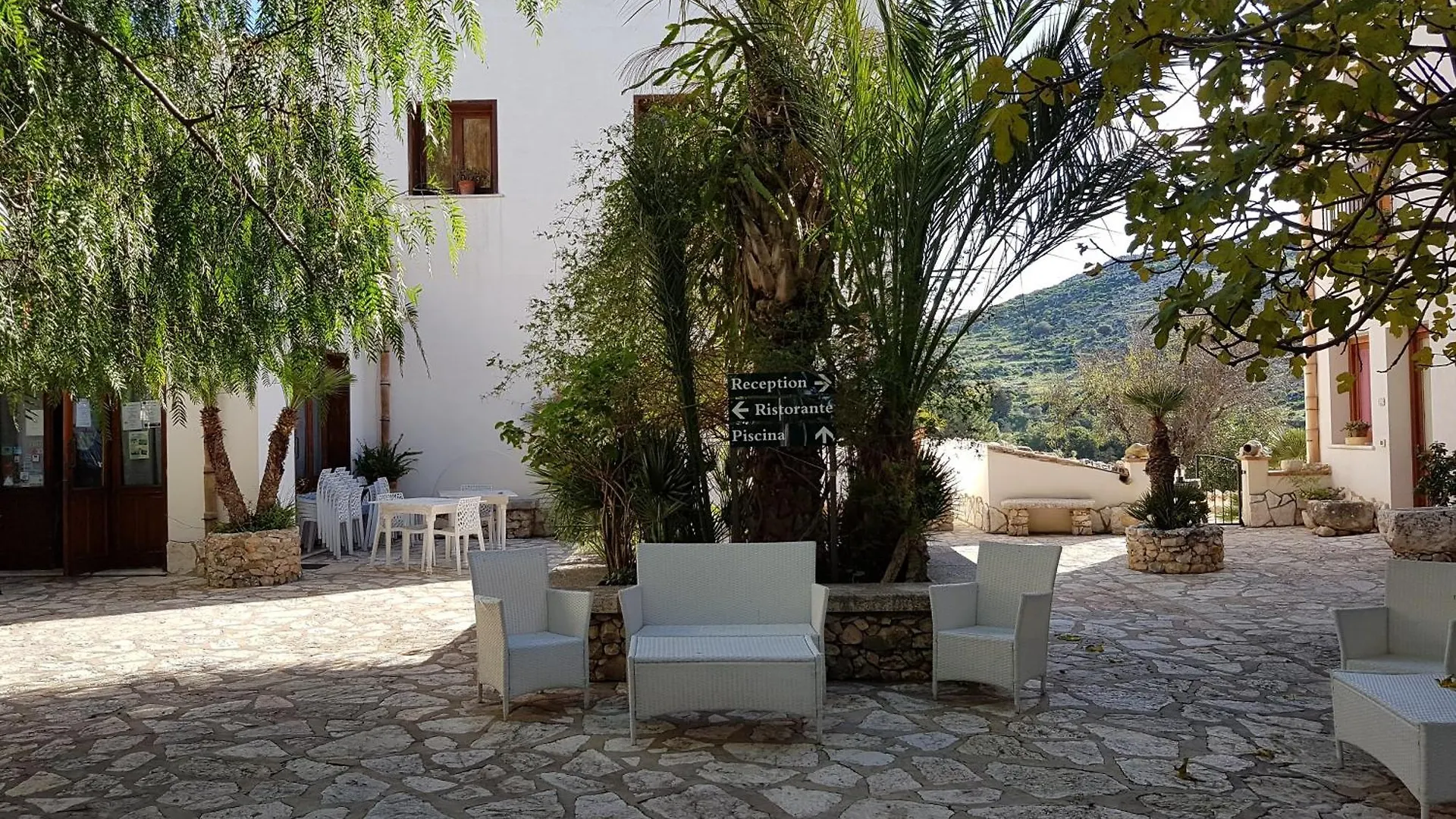 Holiday home Casa Vacanze Il Cortile Villa Custonaci Italy