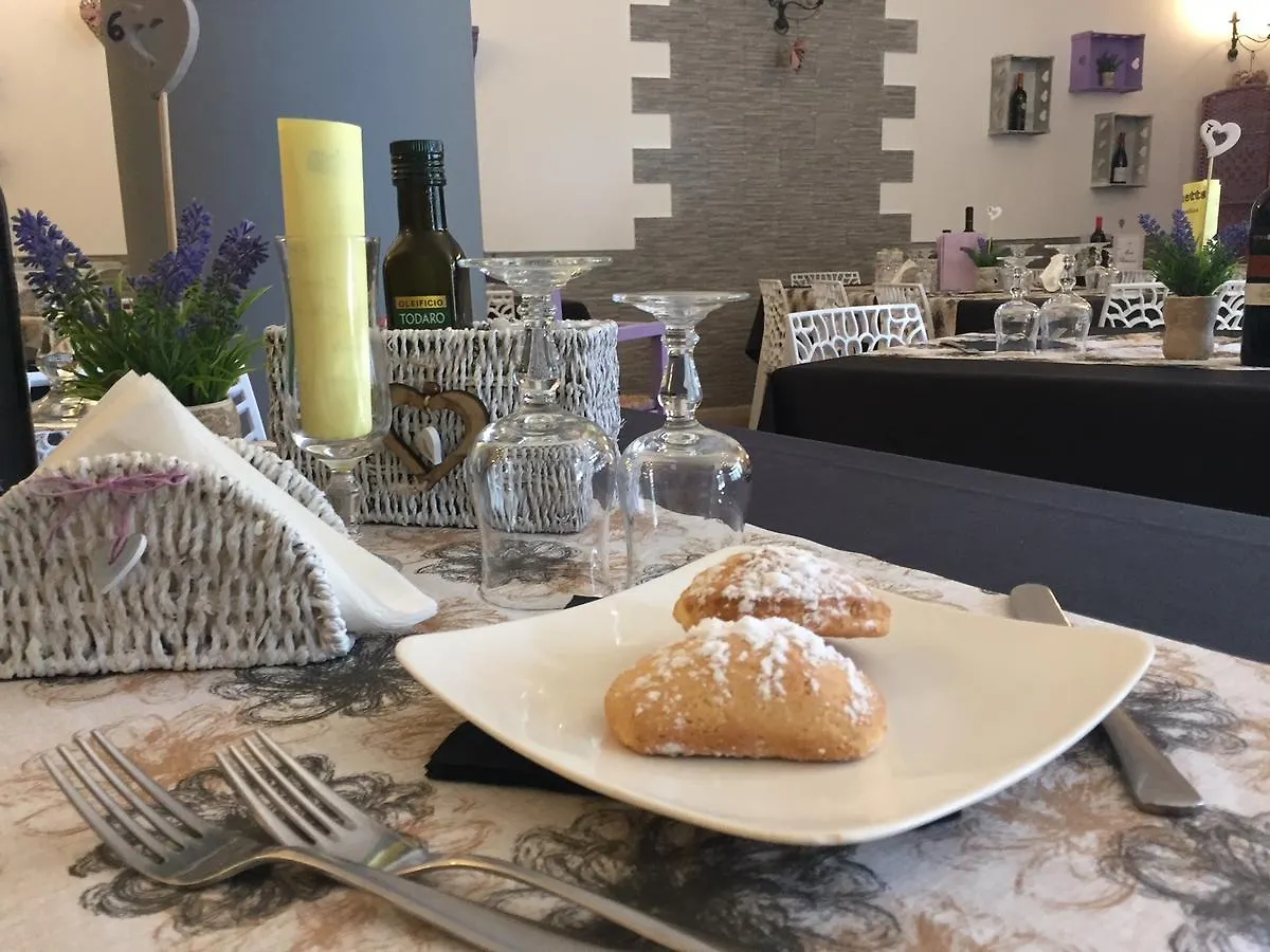 Holiday home Casa Vacanze Il Cortile Custonaci